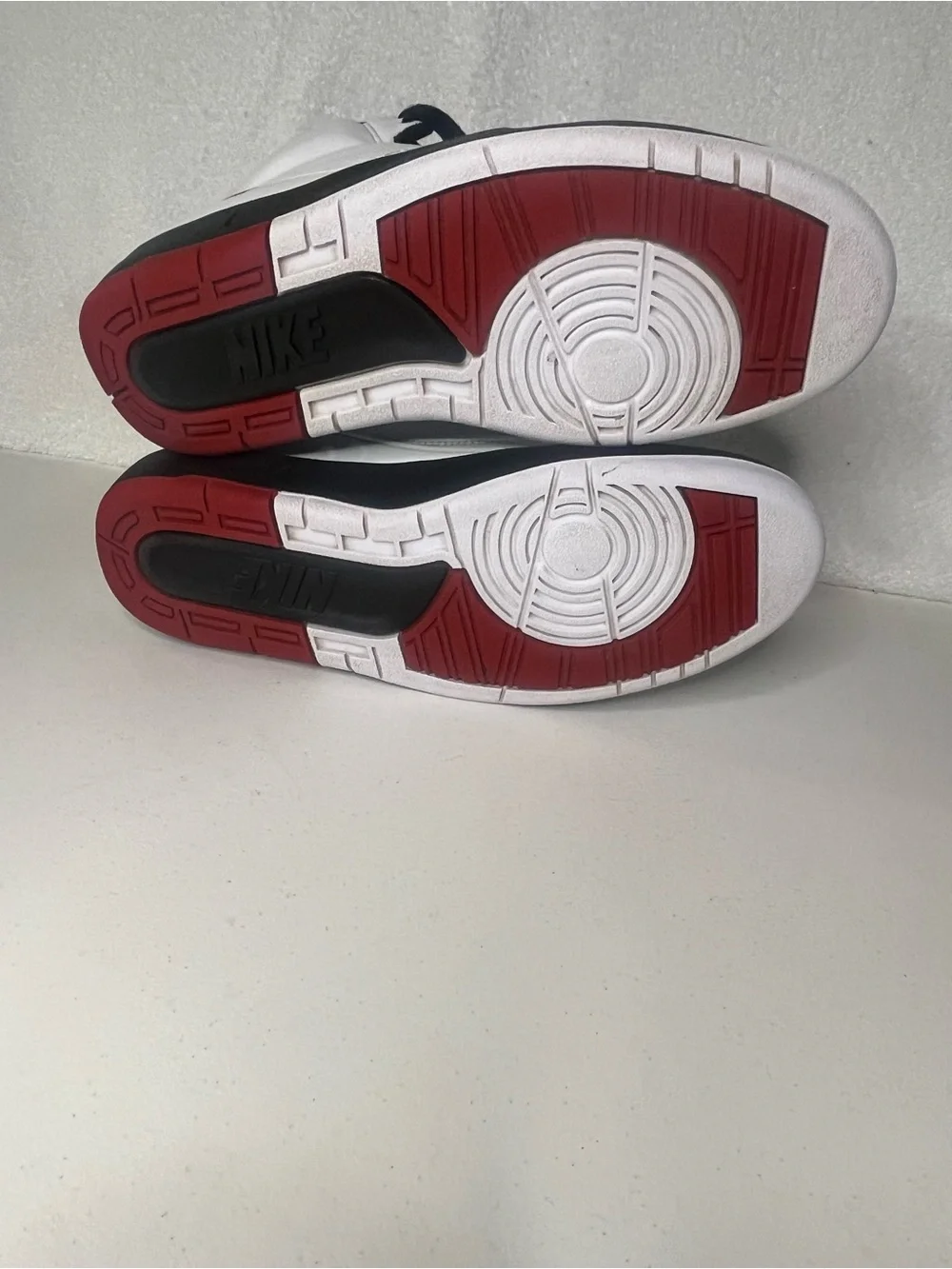 Nike Air Jordan 2 Retro GS Chicago 2022 Size 7Y